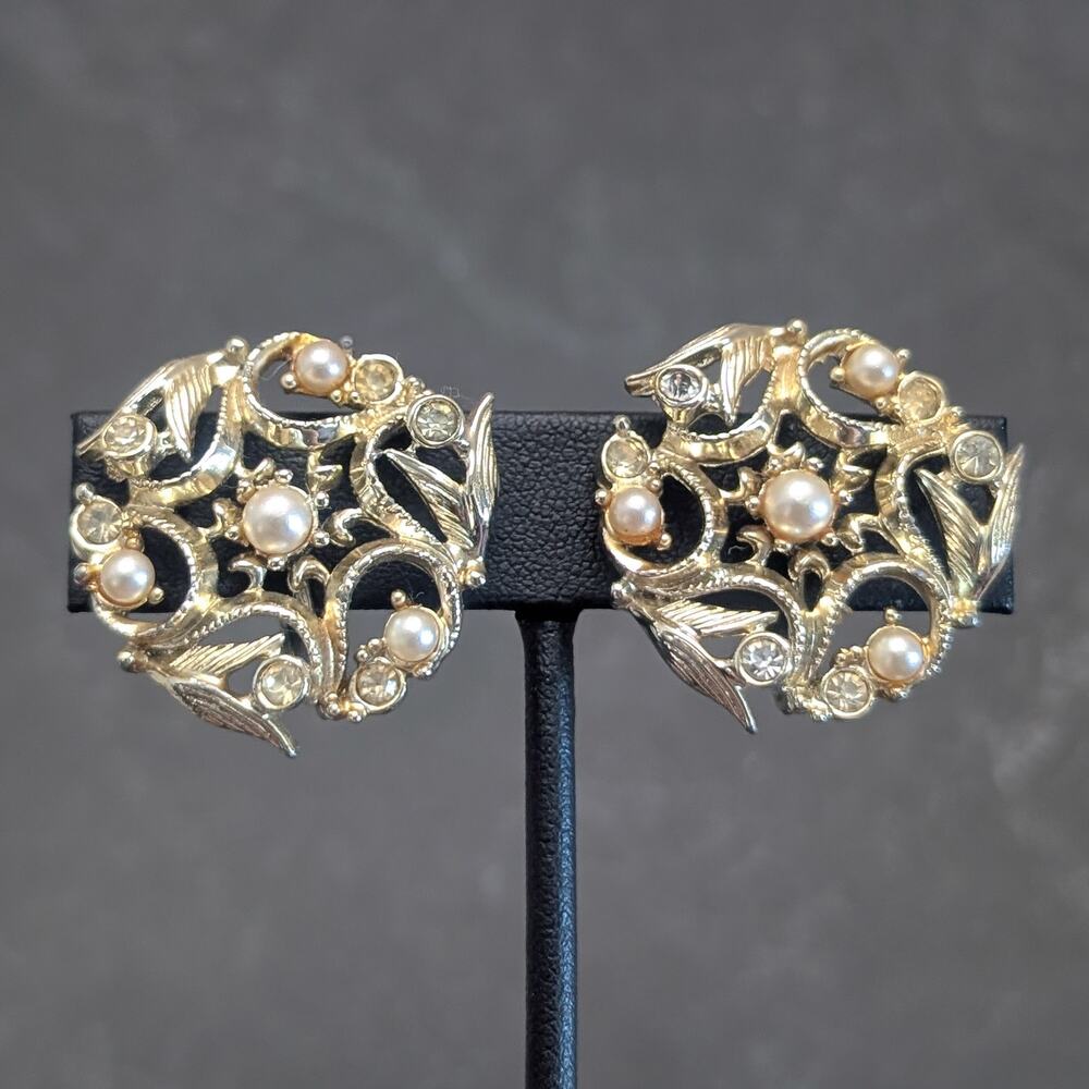 Vintage Sarah Coventry Clip On Earrings Ornate Large Gold Tone, Faux Pearl